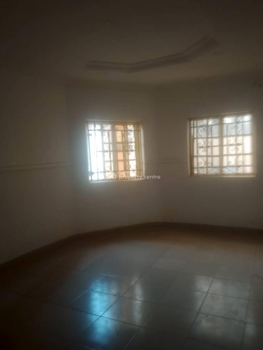 Good 2 Bedrooms Flat, Gaduwa, Abuja, Flat / Apartment for Rent
