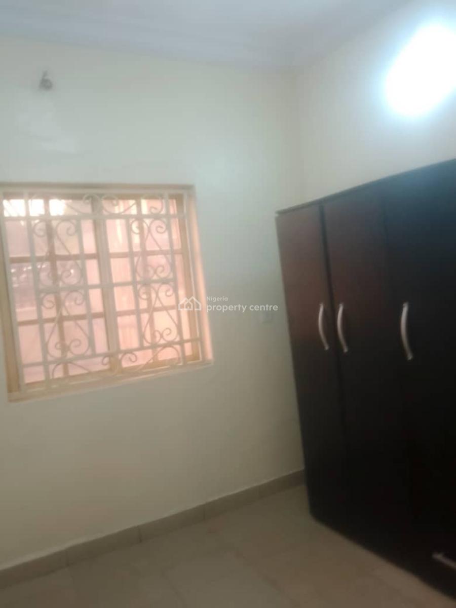 Good 2 Bedrooms Flat, Gaduwa, Abuja, Flat / Apartment for Rent