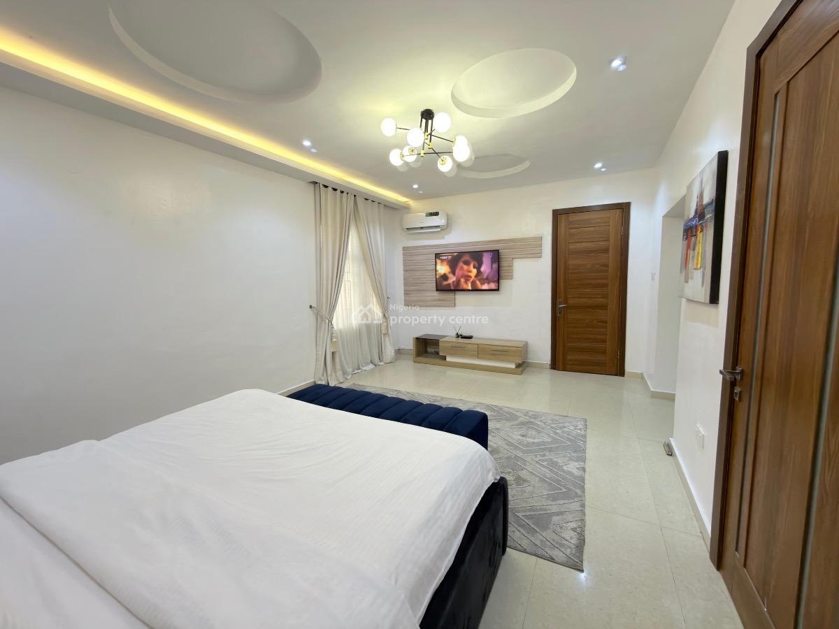 Luxury 3 Bedroom with Swi Pool, Gym, Ps5, Snooker Board, Tennis, Off Admiralty Way, Lekki Phase 1, Lekki, Lagos, Flat / Apartment Short Let