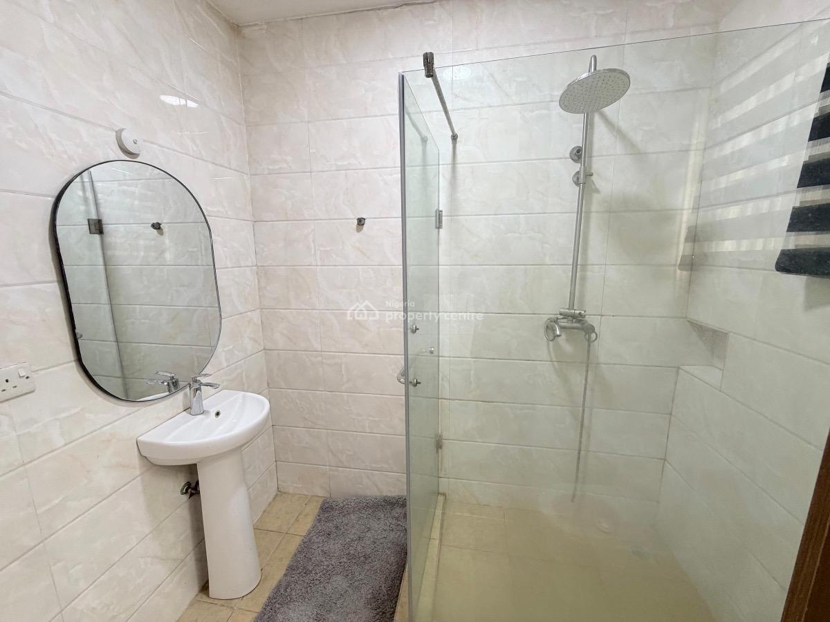 Luxury 3 Bedroom with Swi Pool, Gym, Ps5, Snooker Board, Tennis, Off Admiralty Way, Lekki Phase 1, Lekki, Lagos, Flat / Apartment Short Let