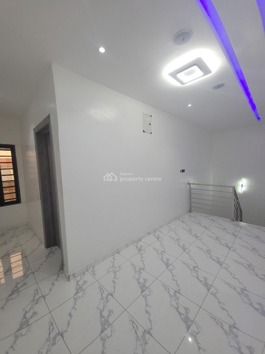 Brand New 4 Bedroom Terrace Duplex, Lekki Phase 1, Lekki, Lagos, Terraced Duplex for Sale