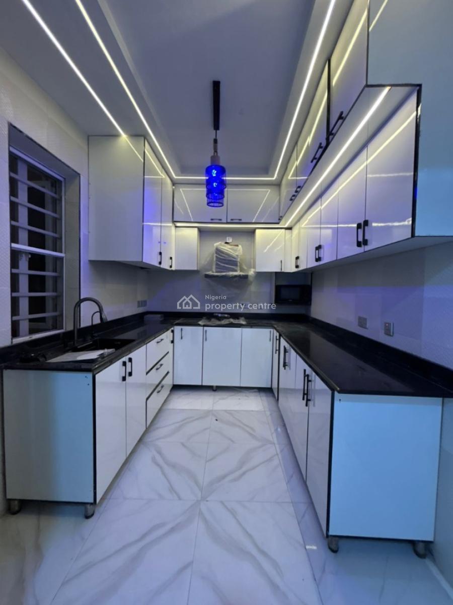 4 Bedroom Detached Duplex with Bq, Lekki, Lagos, Detached Duplex for Sale