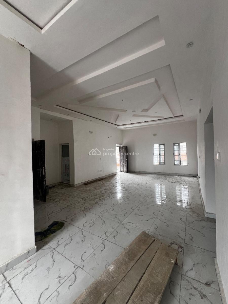 Extravagant 2/bedroom Apartments, Alagomeji, Yaba, Lagos, Flat / Apartment for Rent