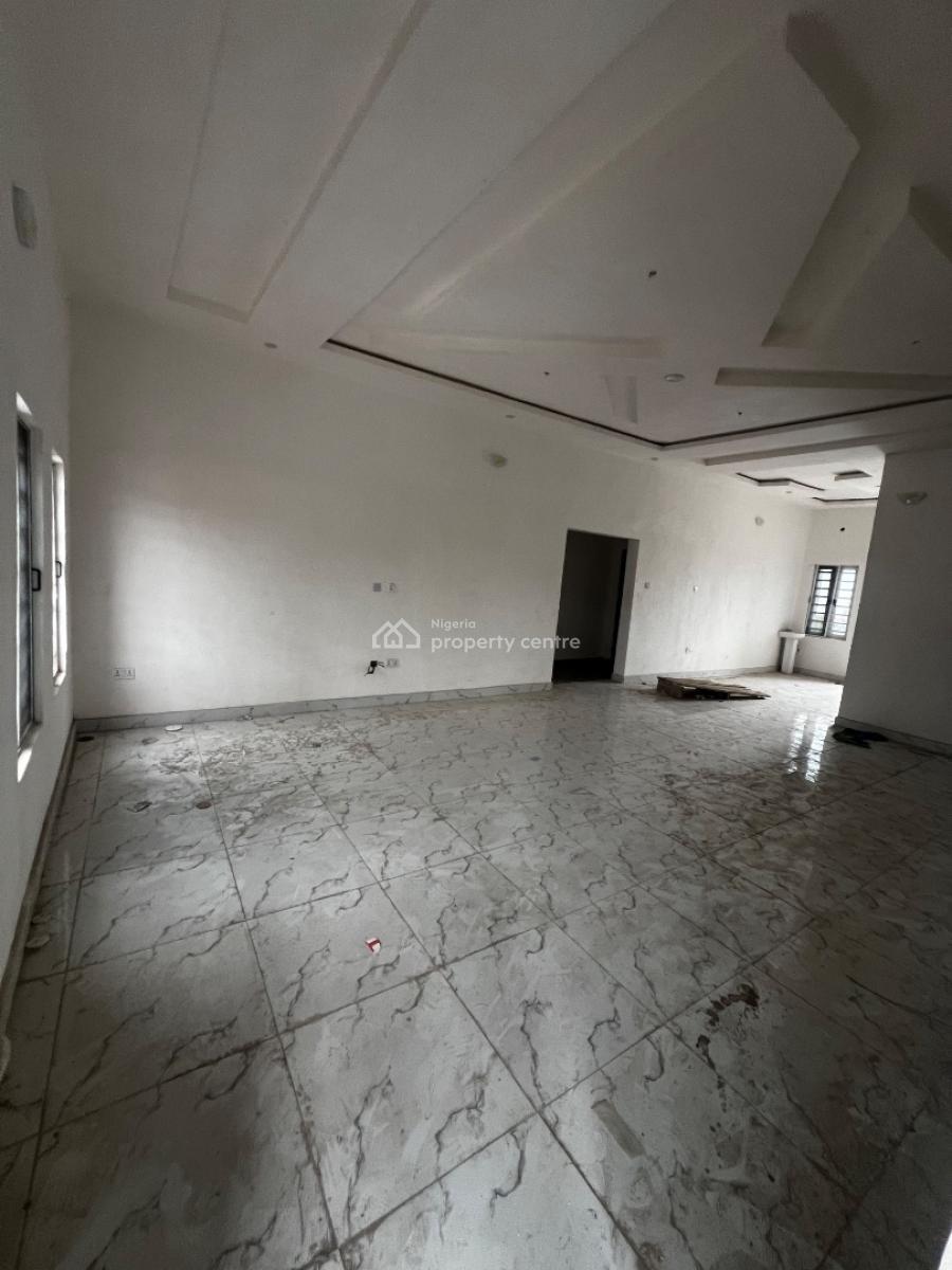 Extravagant 2/bedroom Apartments, Alagomeji, Yaba, Lagos, Flat / Apartment for Rent