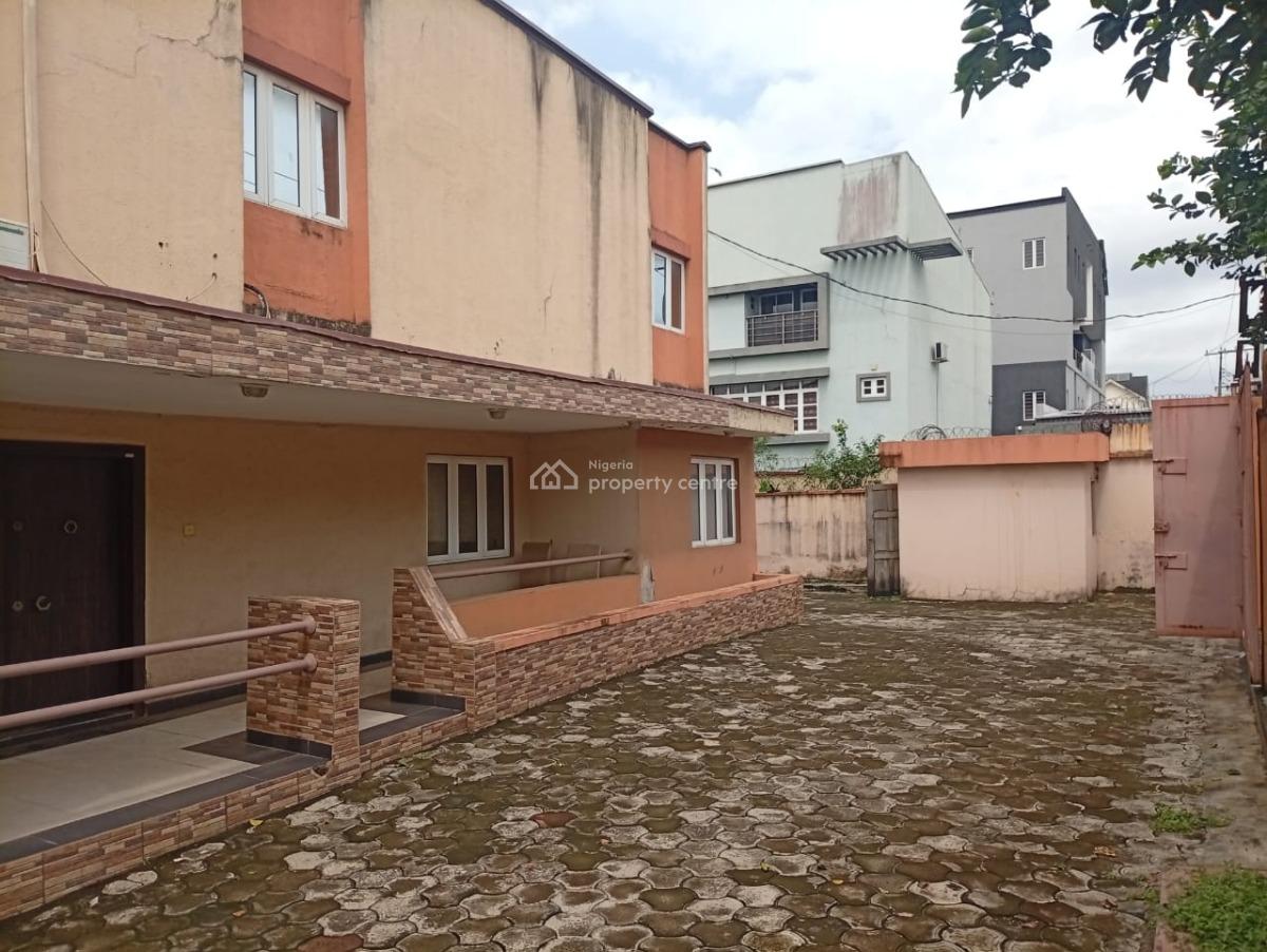 5 Bedroom Detached House with 2-rooms Bq, Oroleye Crescent, Awuse, Opebi, Ikeja, Lagos, Detached Duplex for Rent