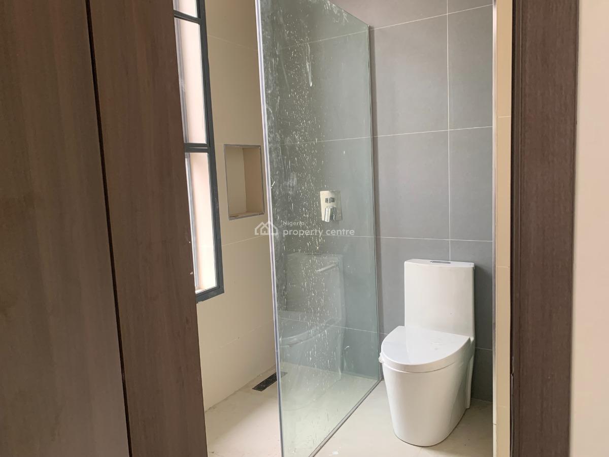 Luxury 2-bedroom Furnished Apartment, Lekki Phase 1, Lekki, Lagos, Flat / Apartment for Sale