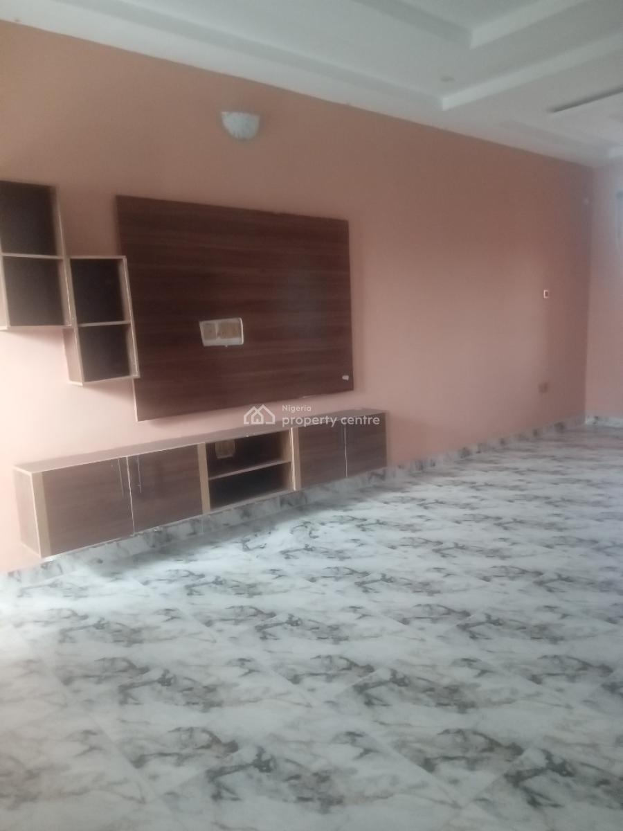 Brand New Luxurious 3 Bedroom Flat Upstairs, Royal Palm Will Estate, Badore, Ajah, Lagos, Flat / Apartment for Rent