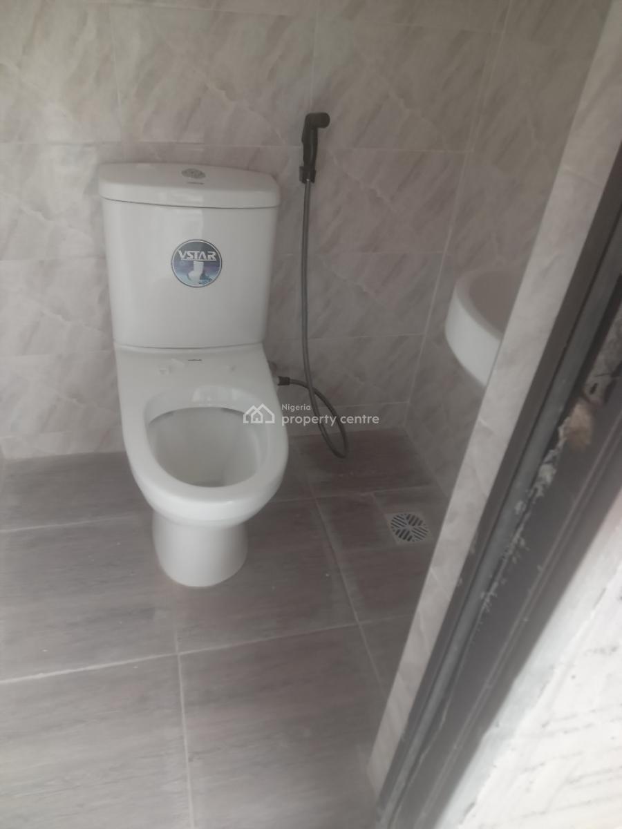 Brand New Luxurious 3 Bedroom Flat Upstairs, Royal Palm Will Estate, Badore, Ajah, Lagos, Flat / Apartment for Rent