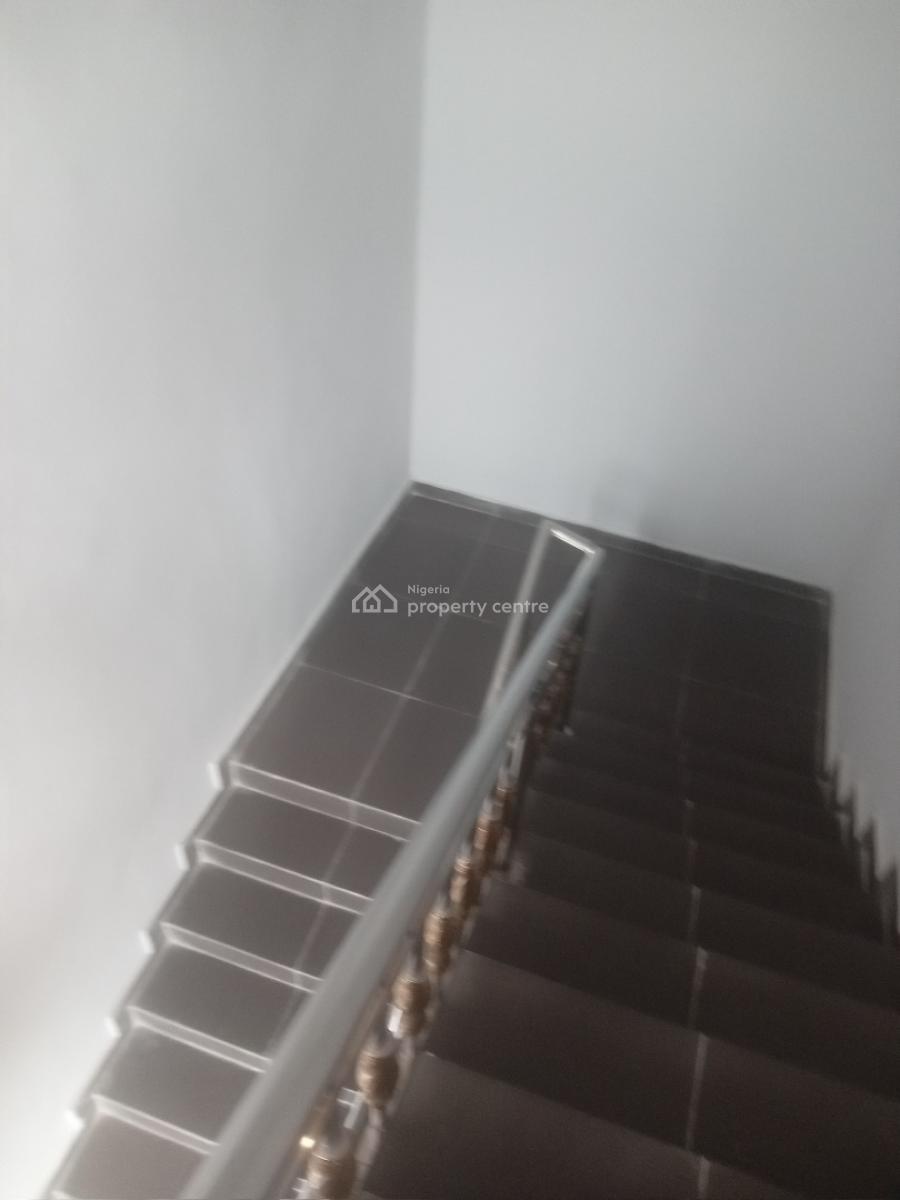 Brand New Luxurious 3 Bedroom Flat Upstairs, Royal Palm Will Estate, Badore, Ajah, Lagos, Flat / Apartment for Rent