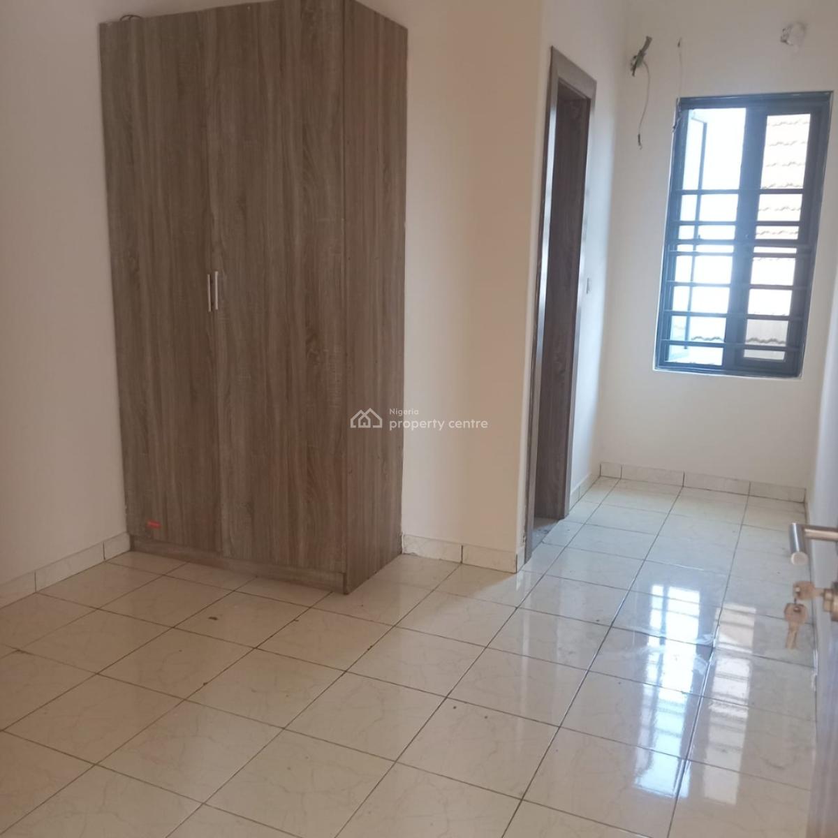 2 Bedroom Flat, Off Domino Pizza Ologolo Lekki Lagos, Ologolo, Lekki, Lagos, Flat / Apartment for Rent