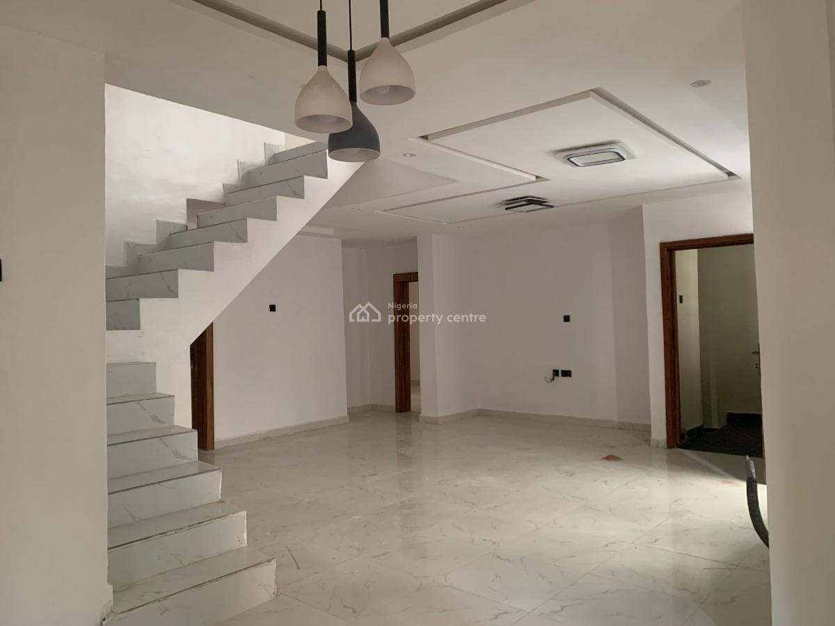 Luxury 4-bedroom Maisonettes Apartment., Lekki Phase 1, Lekki, Lagos, Flat / Apartment for Rent