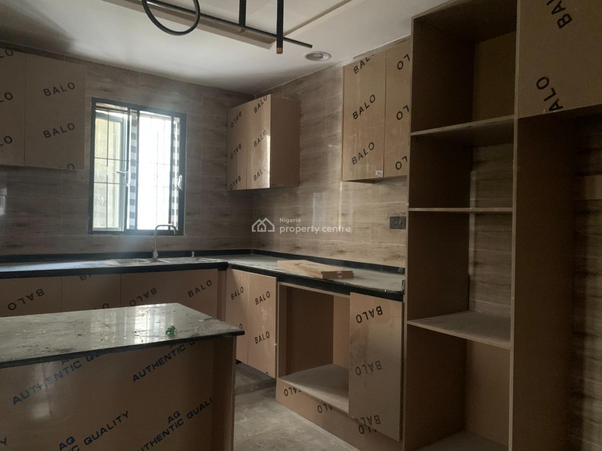 Luxury 4-bedroom Maisonettes Apartment., Lekki Phase 1, Lekki, Lagos, Flat / Apartment for Rent