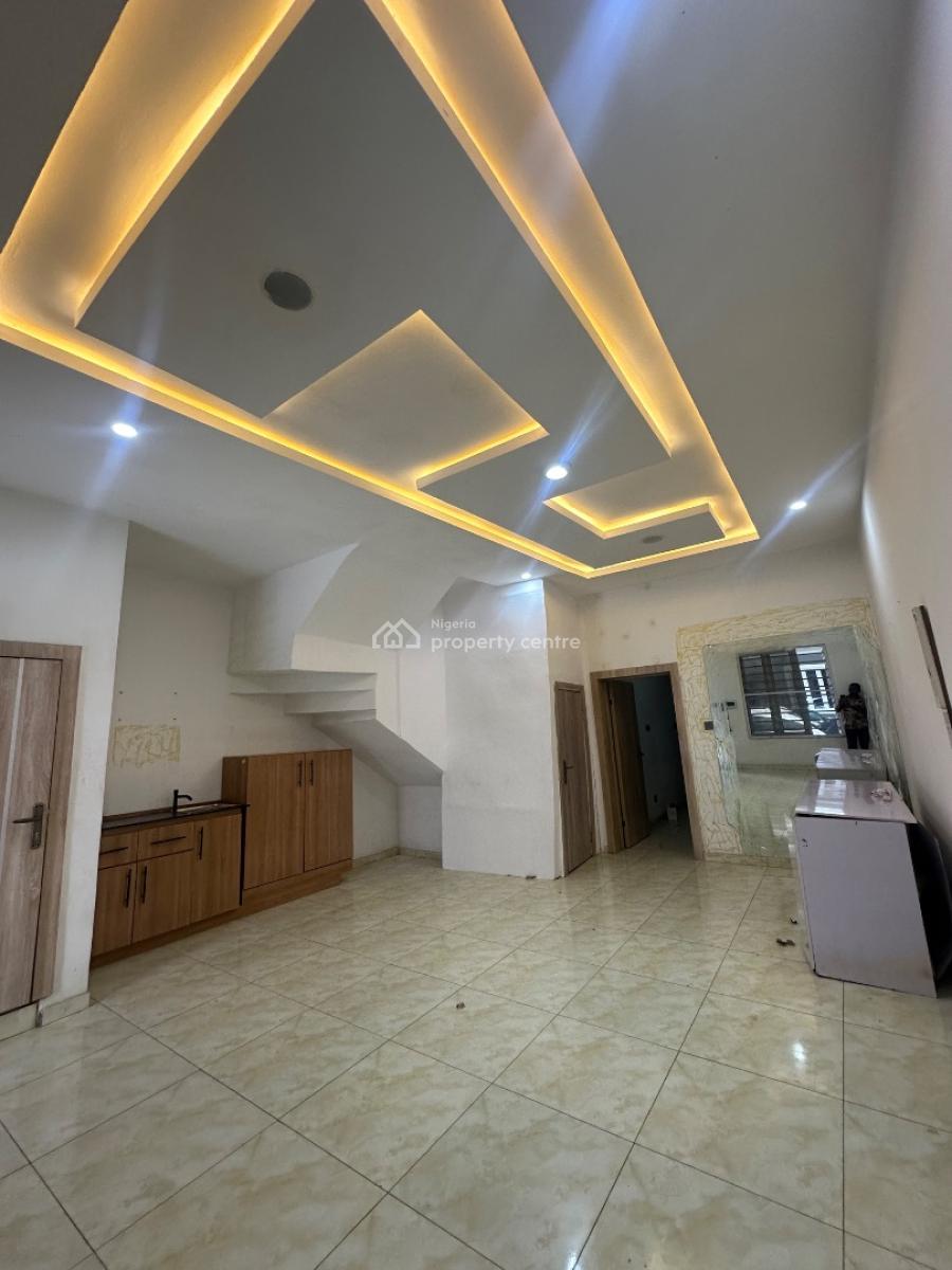 a Room and Palour, Lekki Phase 2, Lekki, Lagos, Flat / Apartment for Rent