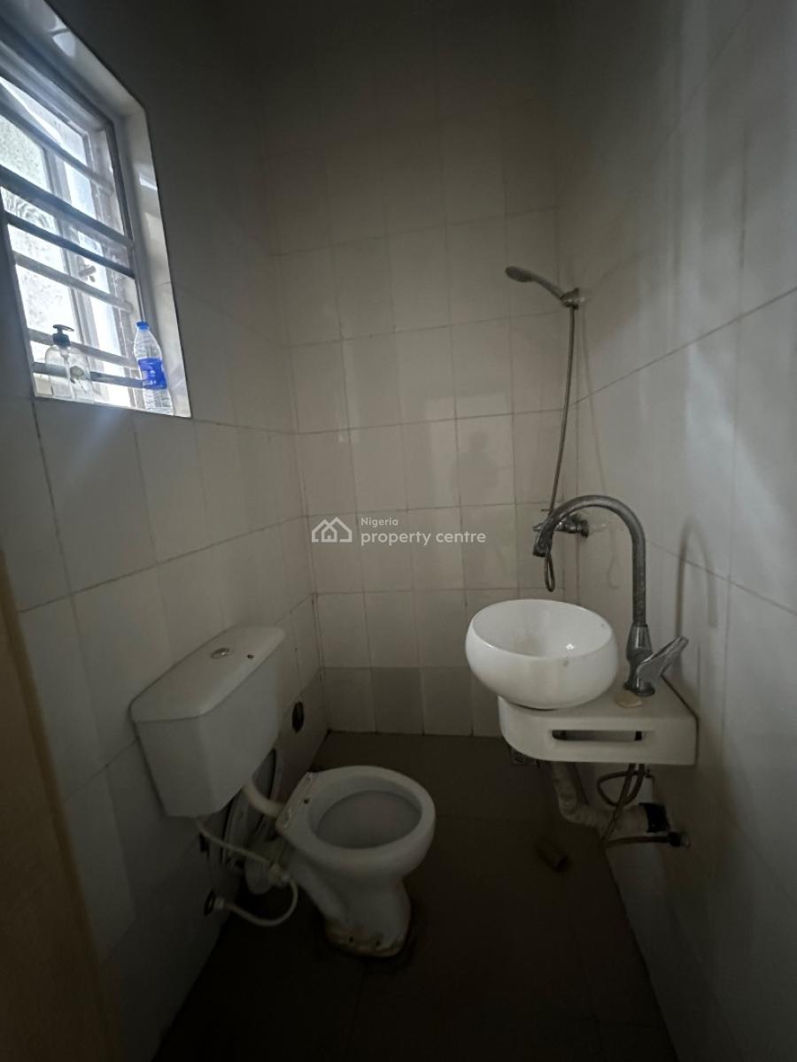 a Room and Palour, Lekki Phase 2, Lekki, Lagos, Flat / Apartment for Rent