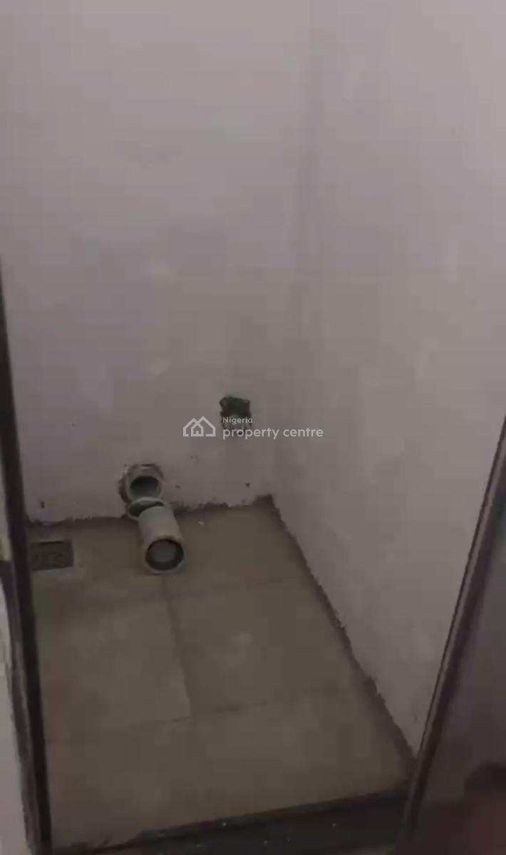 Massively Spacious Church Space, Adekunle, Yaba, Lagos, Church for Rent