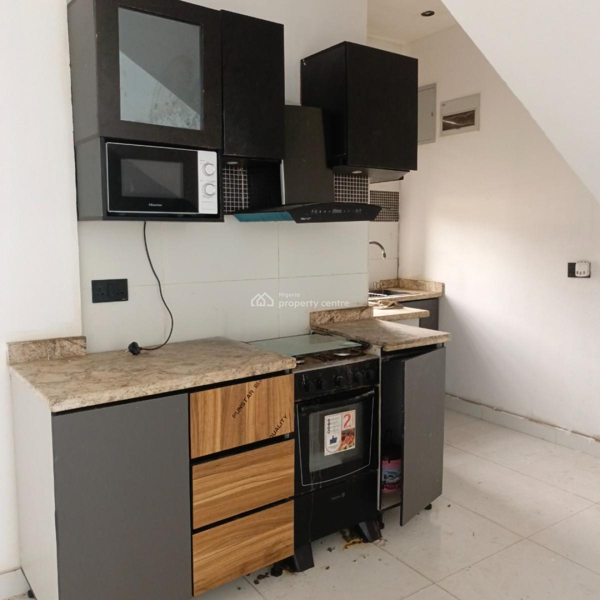 2 Bedroom Terrace, Ologolo, Lekki, Lagos, Terraced Duplex for Rent