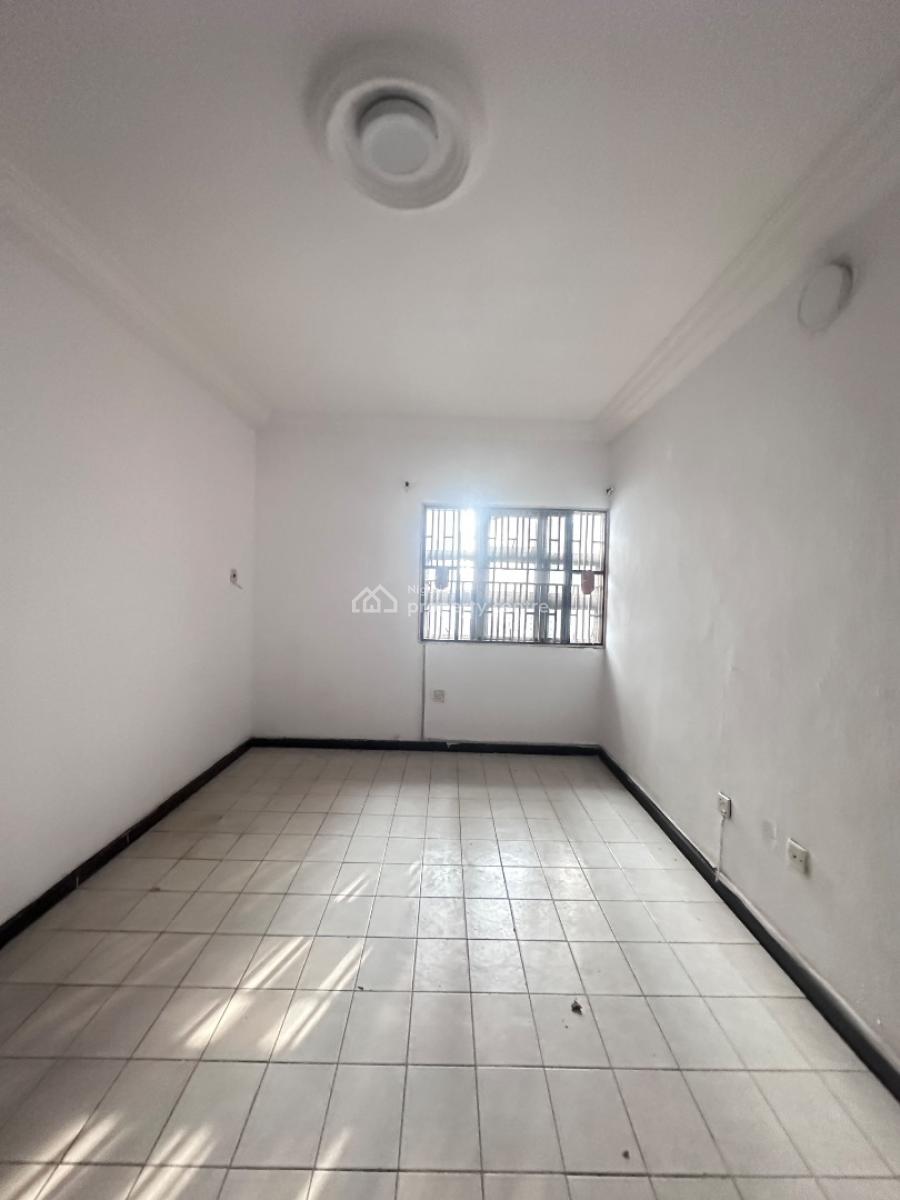 Decently Finished 1 Bedroom Apartment, Lekki Phase 1, Lekki, Lagos, Flat / Apartment for Rent