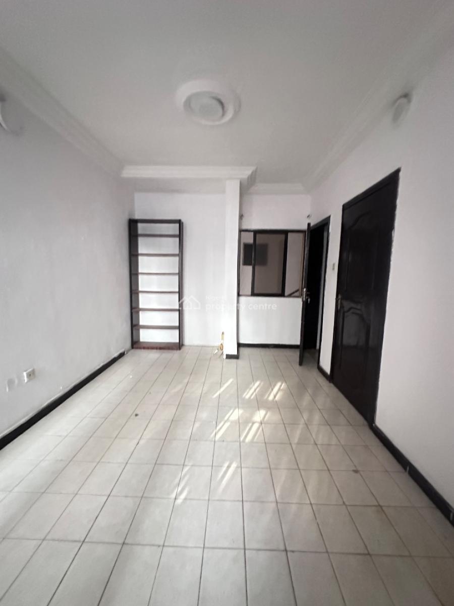 Decently Finished 1 Bedroom Apartment, Lekki Phase 1, Lekki, Lagos, Flat / Apartment for Rent