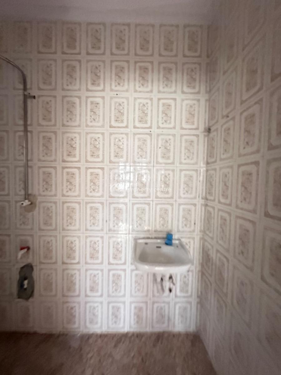 Decently Finished 1 Bedroom Apartment, Lekki Phase 1, Lekki, Lagos, Flat / Apartment for Rent