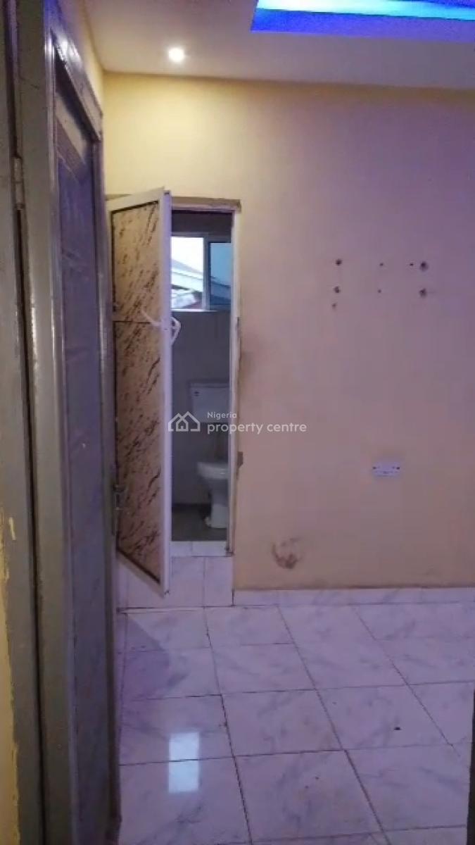 Neatly Used Self-contain Apartment (upstairs), Oregun, Ikeja, Lagos, Self Contain (single Rooms) for Rent