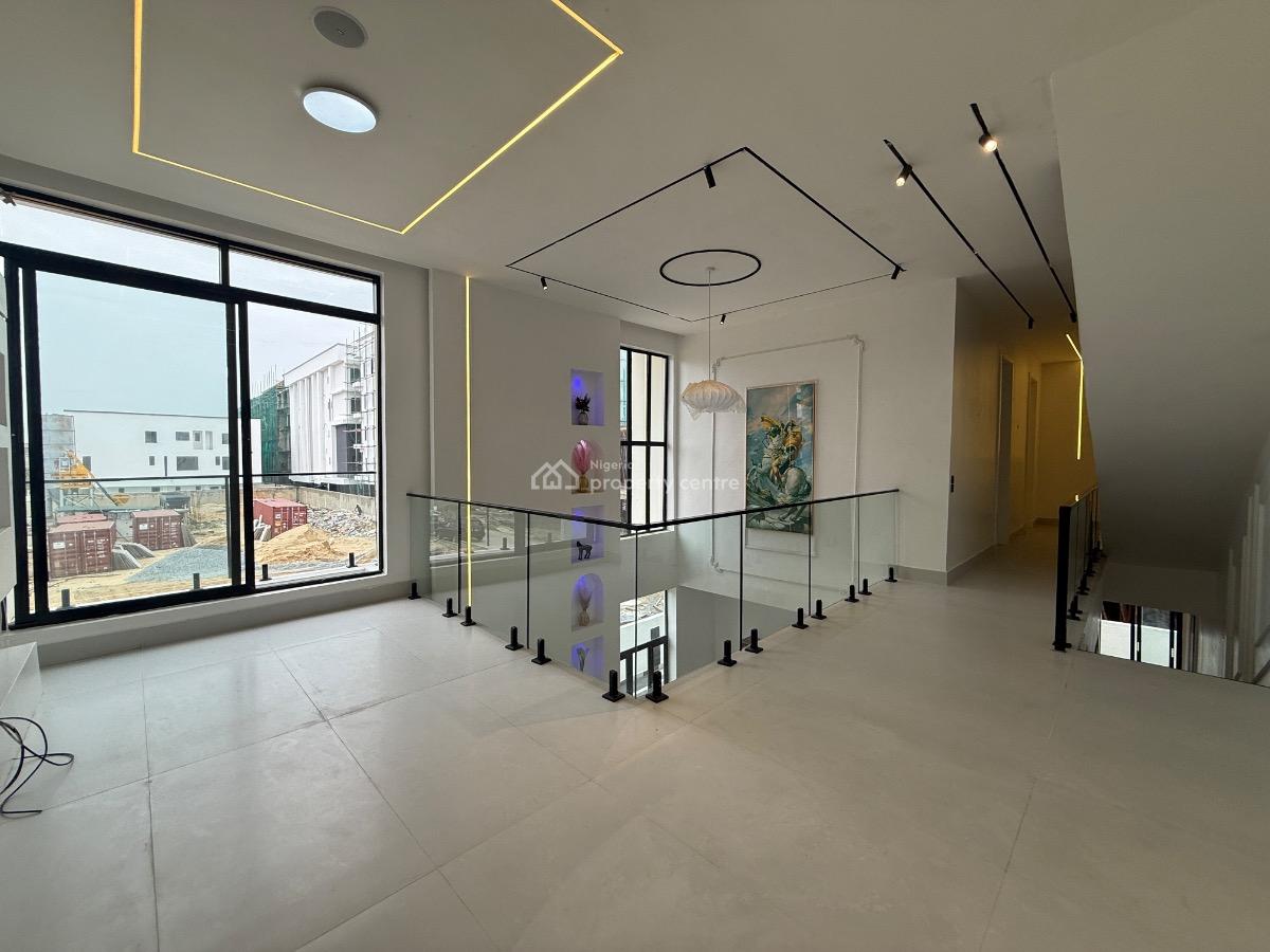 5 Bedroom Semi Detached Available, Lekki Phase 1, Lekki, Lagos, Semi-detached Duplex for Sale