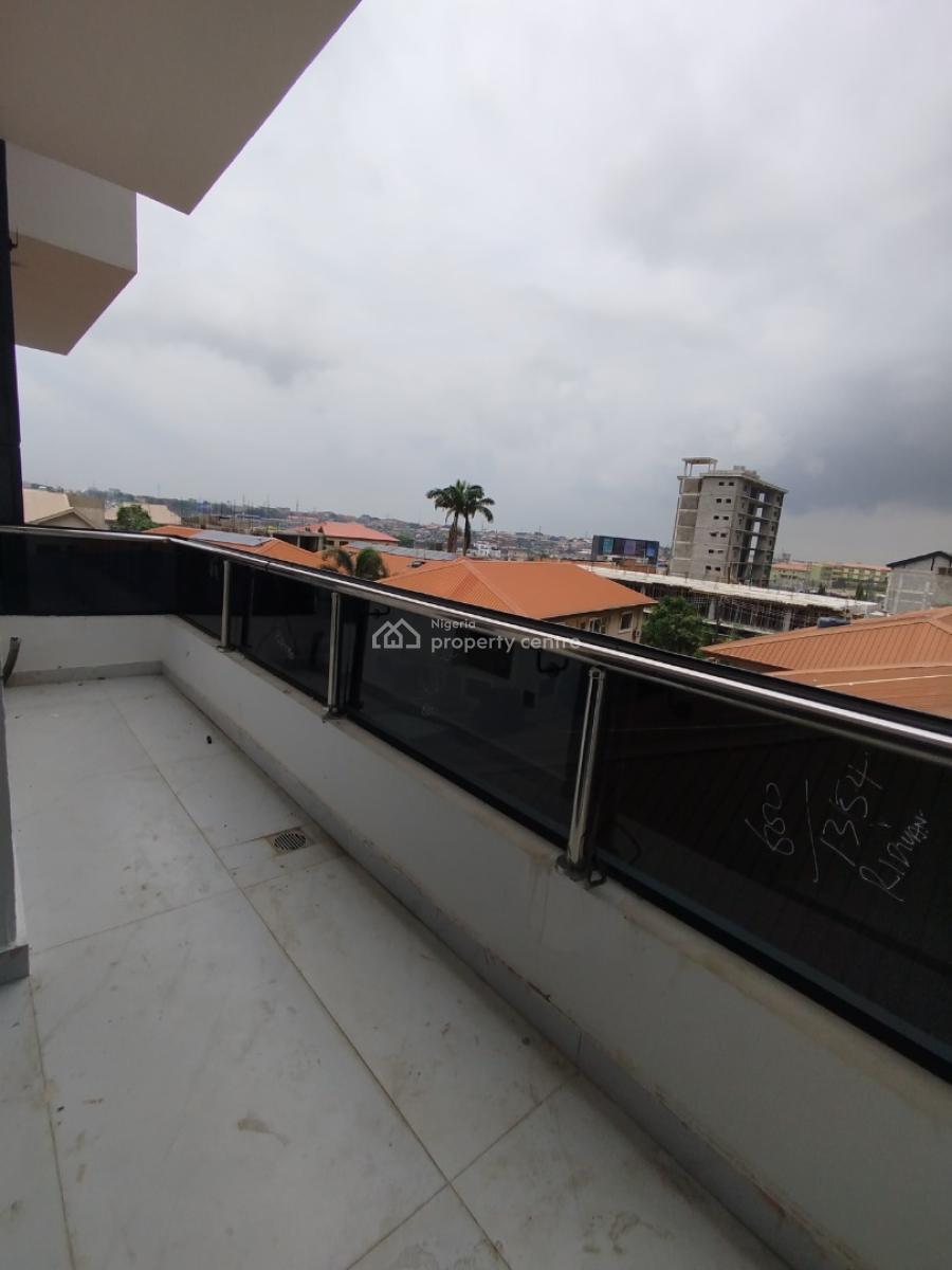 3 Bedroom Apartment, Maryland, Lagos, Block of Flats for Sale