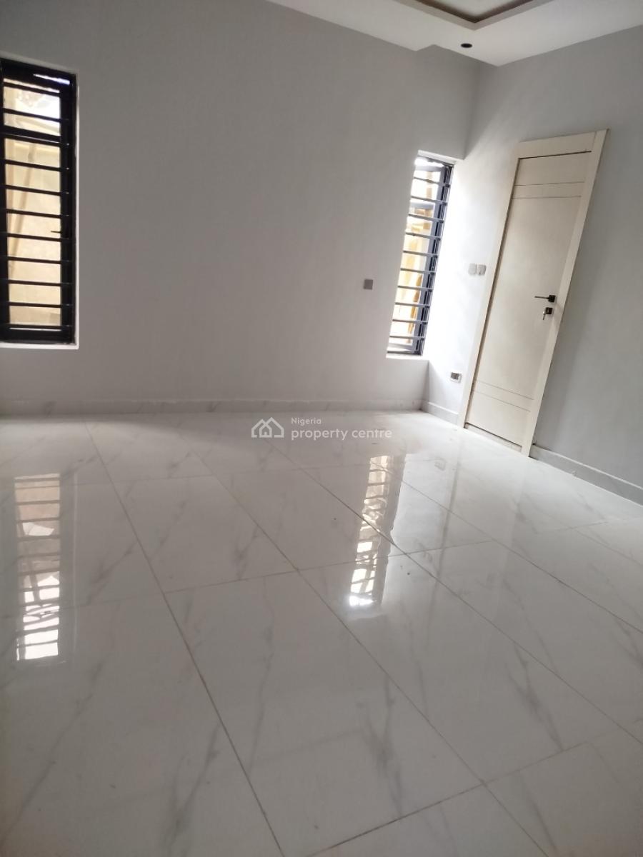 3 Bedroom Apartment, Maryland, Lagos, Block of Flats for Sale