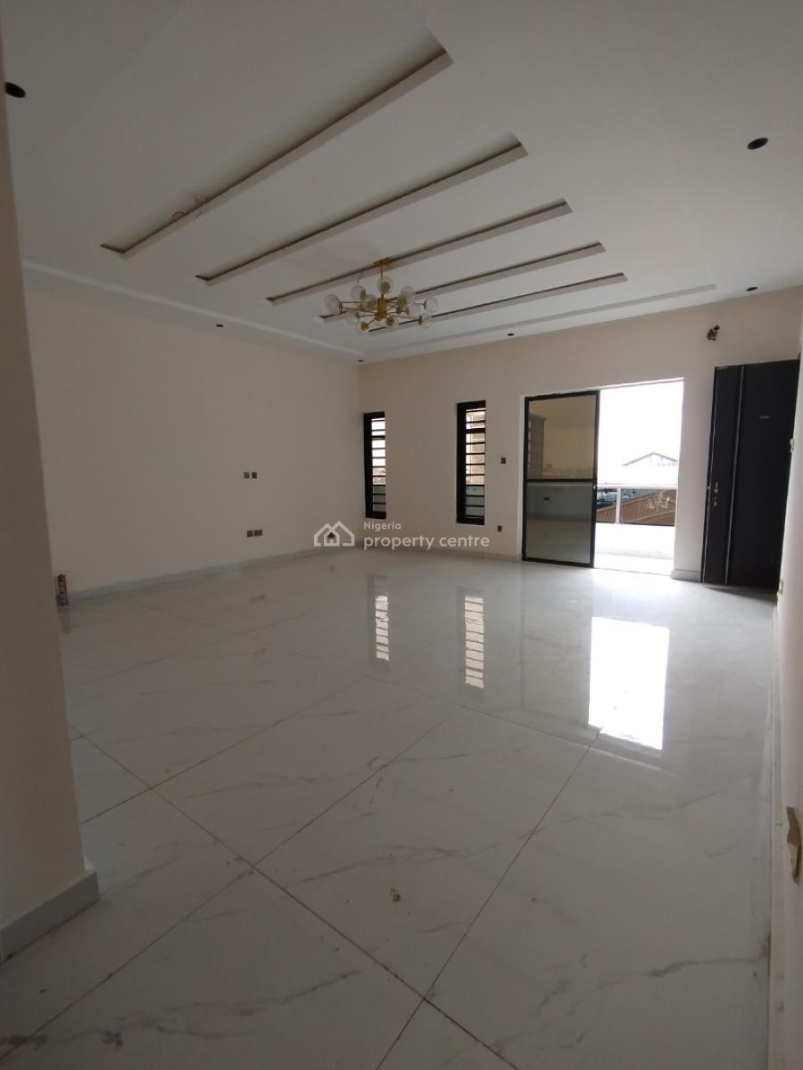 3 Bedroom Apartment, Maryland, Lagos, Block of Flats for Sale
