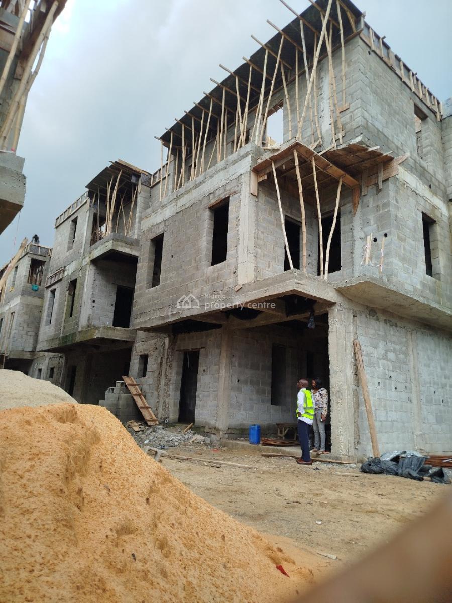 4 Bedroom Duplex with a Bq and Laundry Room, Maryland, Lagos, Semi-detached Duplex for Sale
