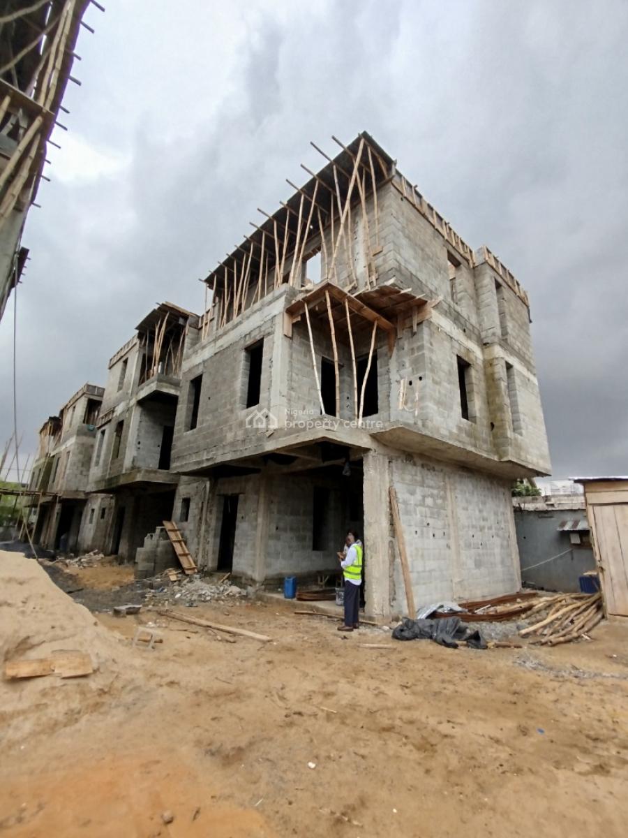 4 Bedroom Duplex with a Bq and Laundry Room, Maryland, Lagos, Semi-detached Duplex for Sale