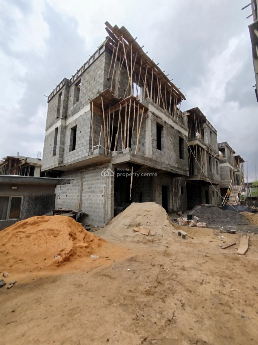 4 Bedroom Duplex with a Bq and Laundry Room, Maryland, Lagos, Semi-detached Duplex for Sale