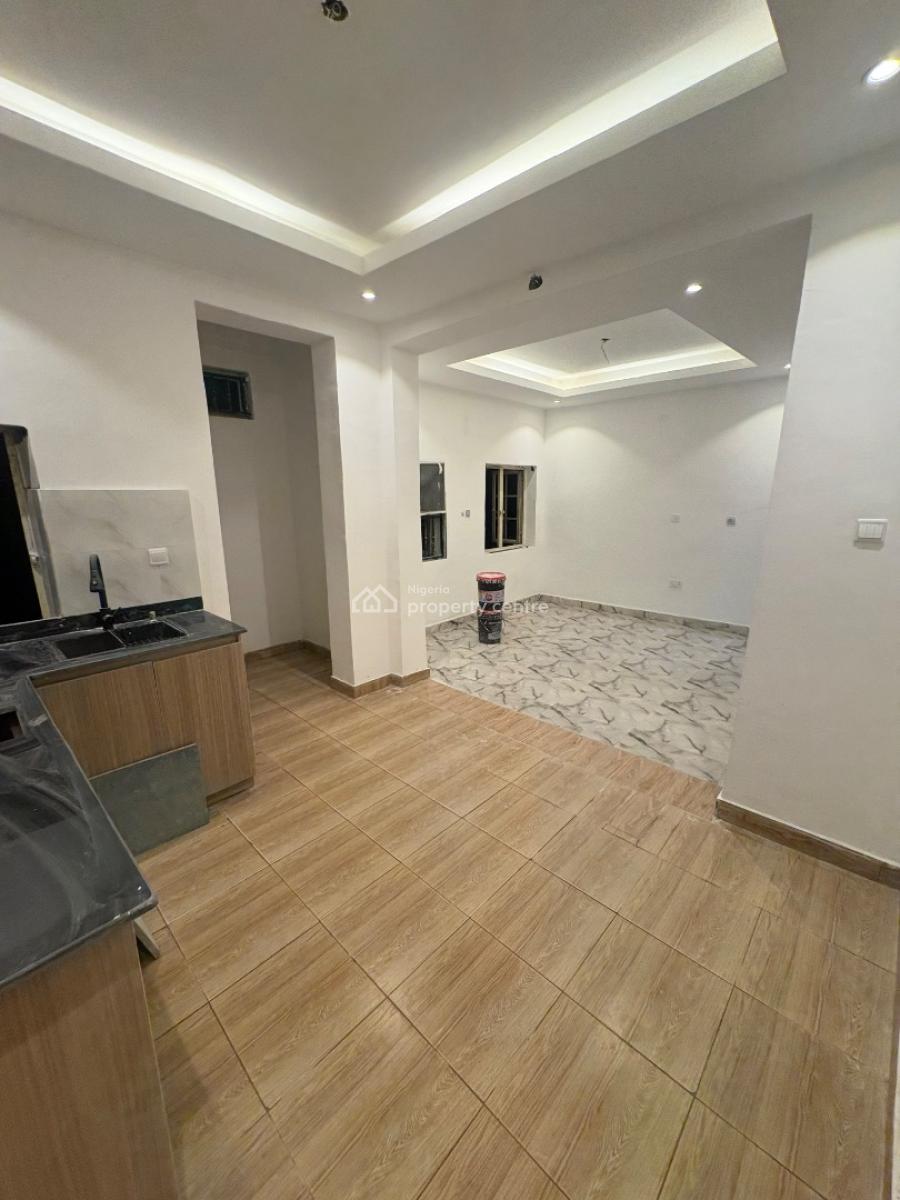1bedroom/ Mini Flat, Ikota Villa Estate, Lekki Phase 2, Lekki, Lagos, Mini Flat (room and Parlour) for Rent