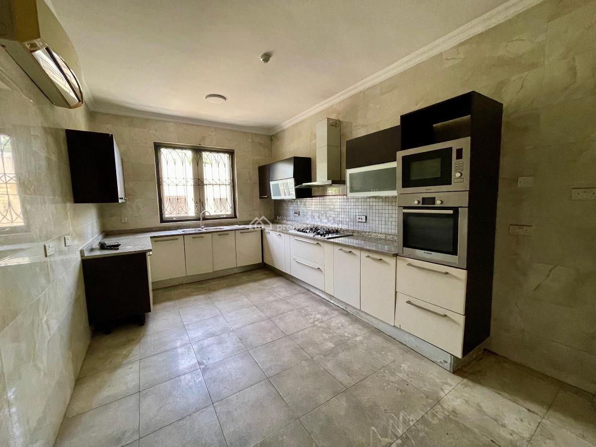 Tastefully Finished with Amazing Facilities Plus a Bq, Banana Island, Ikoyi, Lagos, Terraced Duplex for Rent