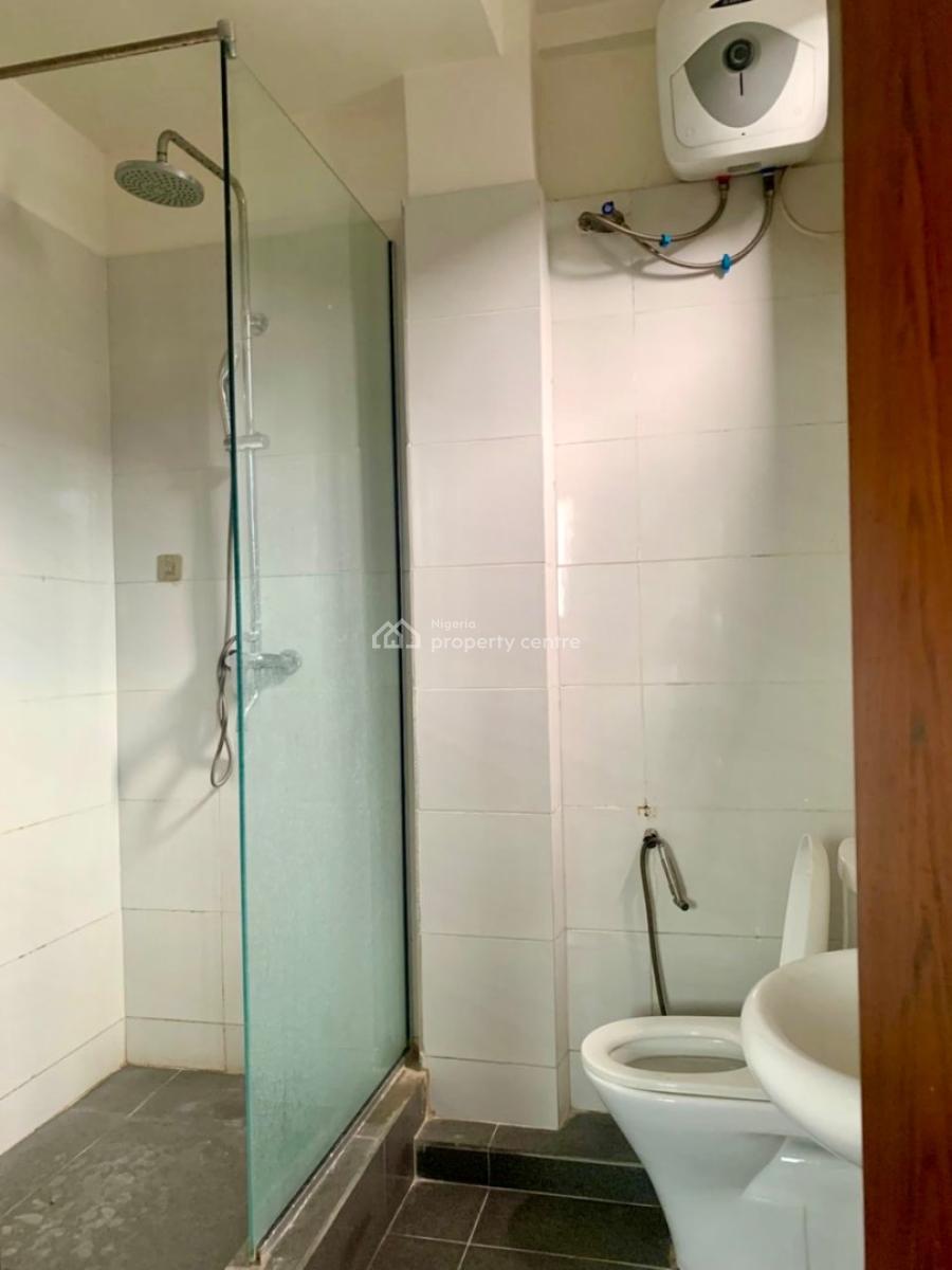 Spacious and Lovely in Serene Environment, Rhs, Lekki Phase 1, Lekki, Lagos, Flat / Apartment for Rent