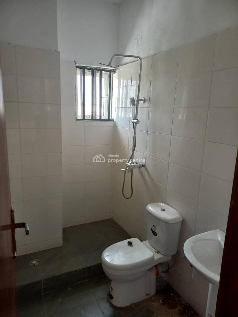 3 Bedroom Flat in a  Secured Estate with Uniform Security Men, Mobil Road, Off Lagos Epe Expressway,, Ilaje, Ajah, Lagos, Flat / Apartment for Rent