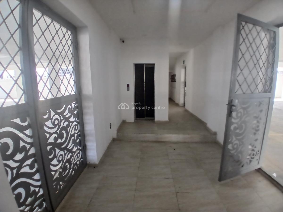 Luxury Spacious 3 Bedroom Apartment, Lekki Phase 1, Lekki, Lagos, Flat / Apartment for Sale