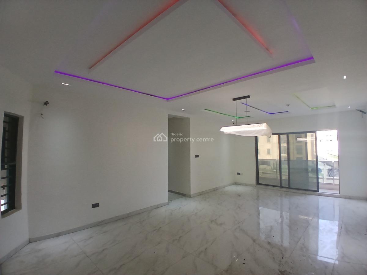 Luxury Spacious 3 Bedroom Apartment, Lekki Phase 1, Lekki, Lagos, Flat / Apartment for Sale