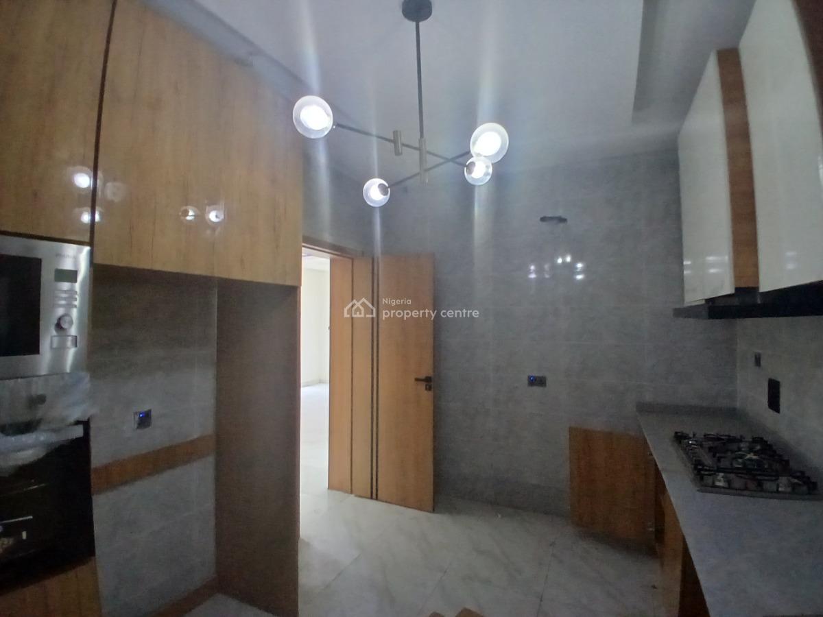 Luxury Spacious 3 Bedroom Apartment, Lekki Phase 1, Lekki, Lagos, Flat / Apartment for Sale
