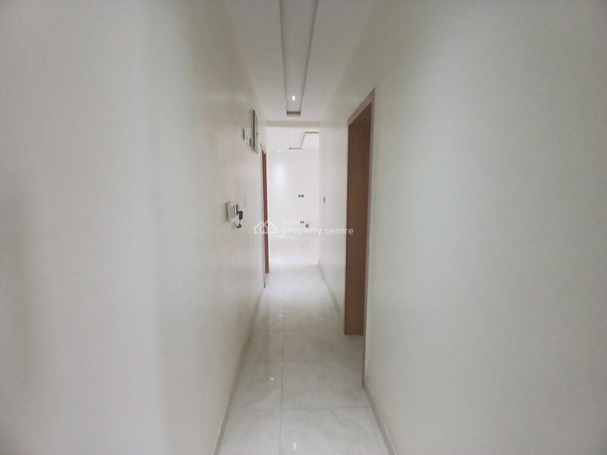 Luxury Spacious 3 Bedroom Apartment, Lekki Phase 1, Lekki, Lagos, Flat / Apartment for Sale