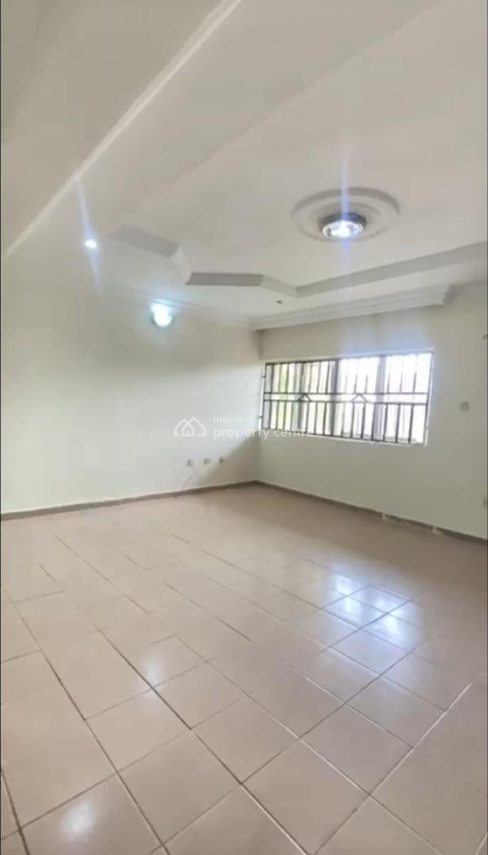 Neatly Finished Massive 3-bedroom Apartment, 1st Avenue, Gwarinpa, Abuja, Flat / Apartment for Rent