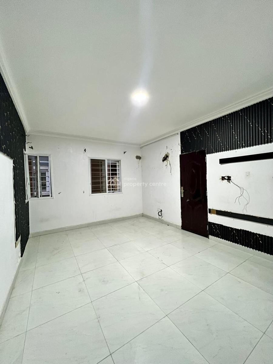 Upstairs Serviced 3 Bedroom Apartment with a Room Bq., Orchid, Lekki, Lagos, Flat / Apartment for Rent