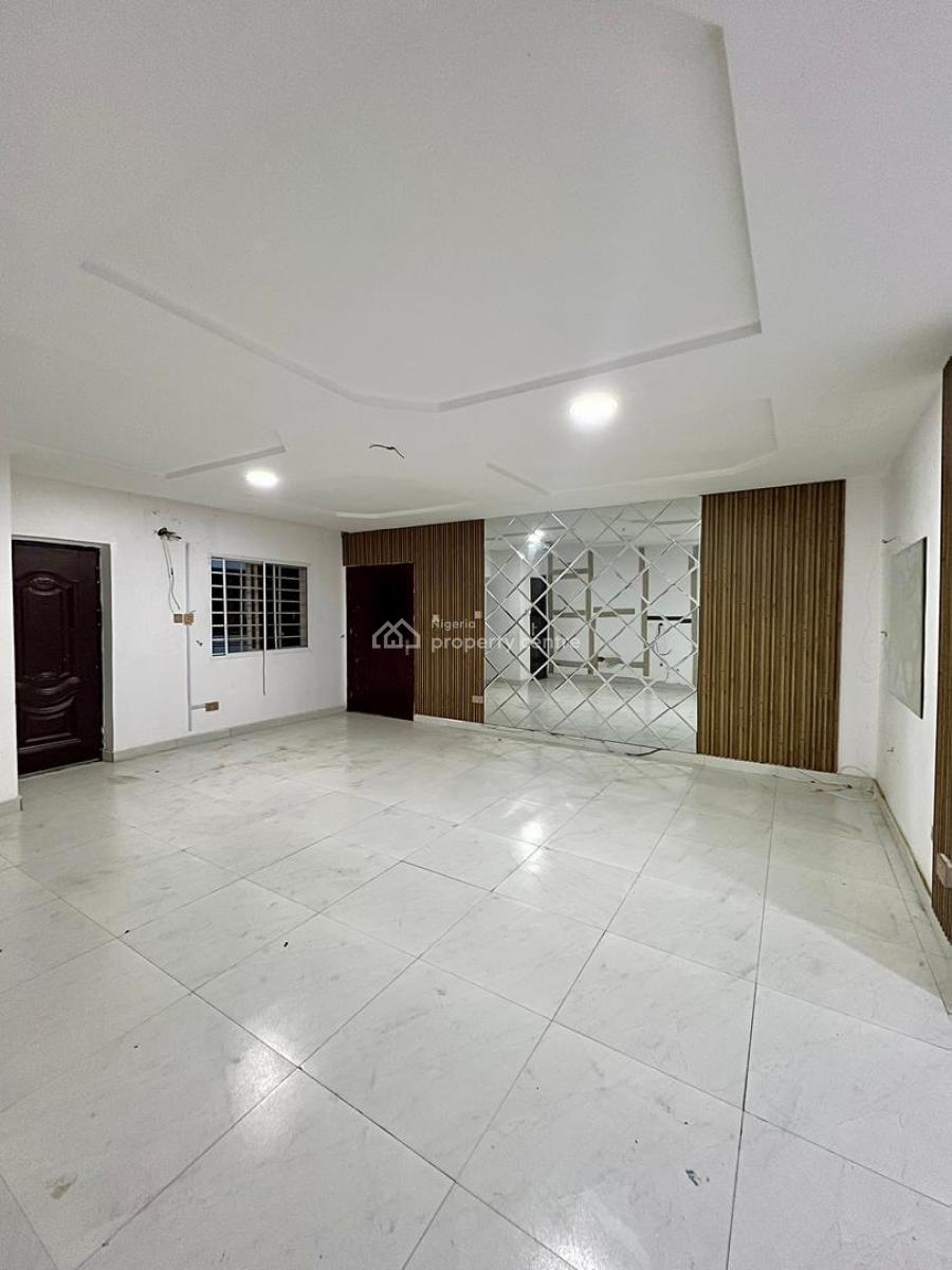 Upstairs Serviced 3 Bedroom Apartment with a Room Bq., Orchid, Lekki, Lagos, Flat / Apartment for Rent
