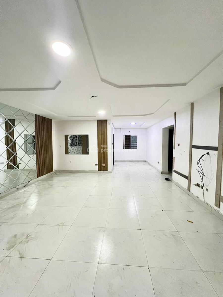 Upstairs Serviced 3 Bedroom Apartment with a Room Bq., Orchid, Lekki, Lagos, Flat / Apartment for Rent
