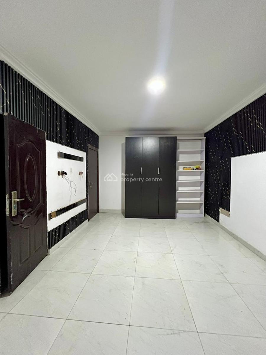 Upstairs Serviced 3 Bedroom Apartment with a Room Bq., Orchid, Lekki, Lagos, Flat / Apartment for Rent