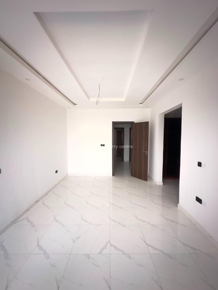 2 Bedroom Apartment, Lekki Phase 2, Lekki, Lagos, Block of Flats for Sale