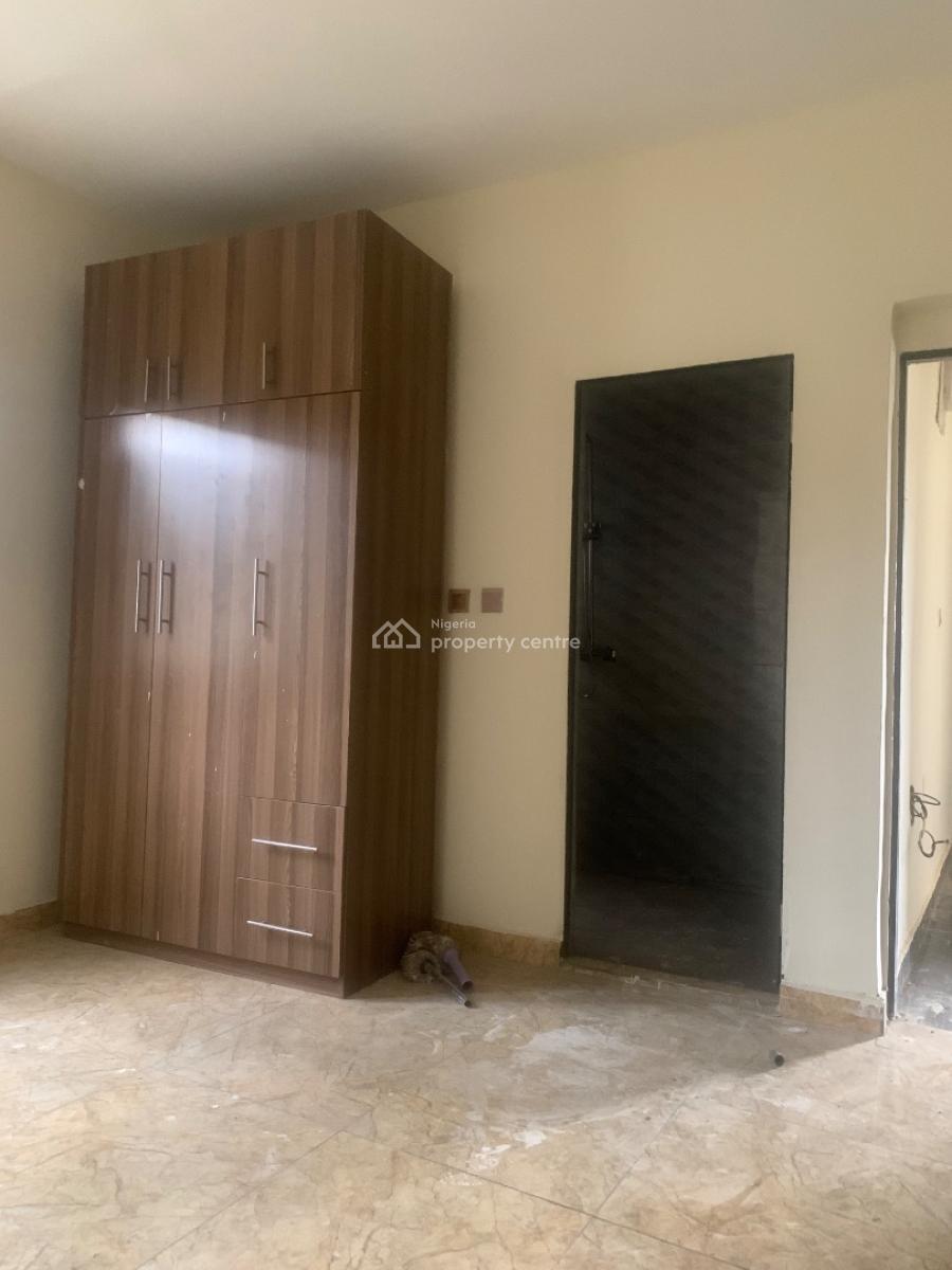 Luxury 2-bedroom Apartment, Jubilatuon Road, Maitama 2, Maitama District, Abuja, Flat / Apartment for Rent