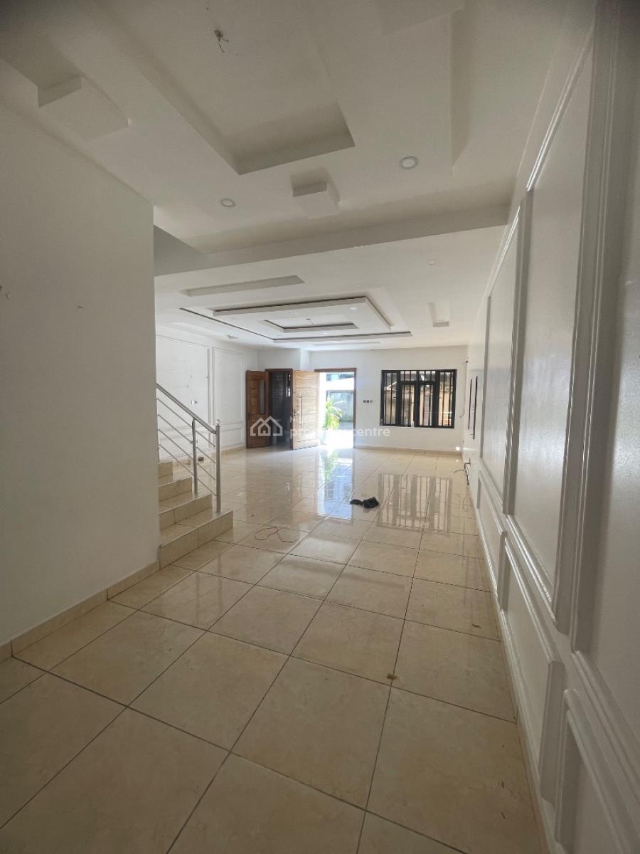 Well Built Fully Serviced 4 Bedroom Terrace Duplex with Bq, Lekki Phase 1, Lekki, Lagos, Terraced Duplex for Rent