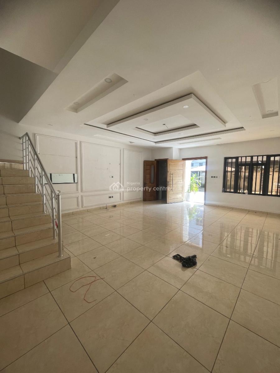 Well Built Fully Serviced 4 Bedroom Terrace Duplex with Bq, Lekki Phase 1, Lekki, Lagos, Terraced Duplex for Rent