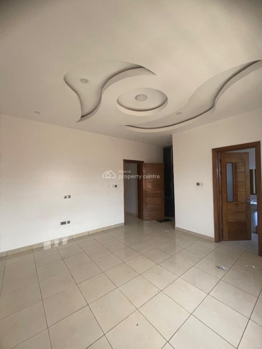 Well Built Fully Serviced 4 Bedroom Terrace Duplex with Bq, Lekki Phase 1, Lekki, Lagos, Terraced Duplex for Rent