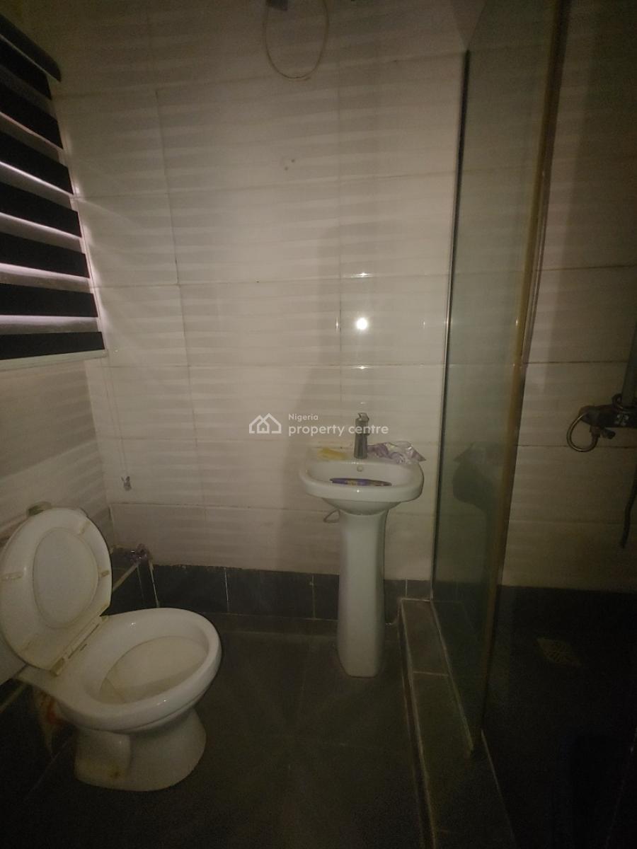 Very Spacious 2 Bedroom Flat Apartment in a Call in Estate, Sangotedo, Sangotedo, Ajah, Lagos, Flat / Apartment for Rent